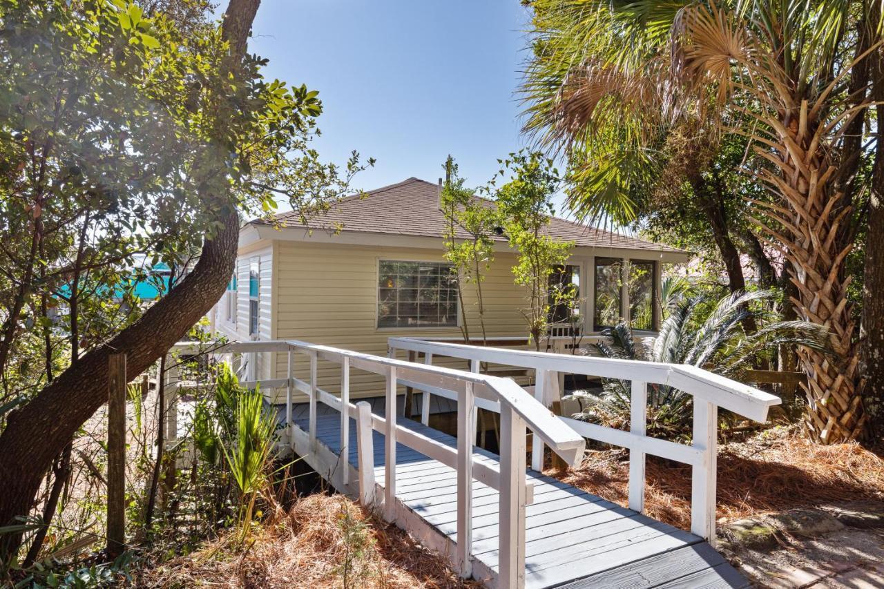 222 W Ashley - Sea Breeze - Minutes To The Ocean And Downtown Folly Beach Exterior foto